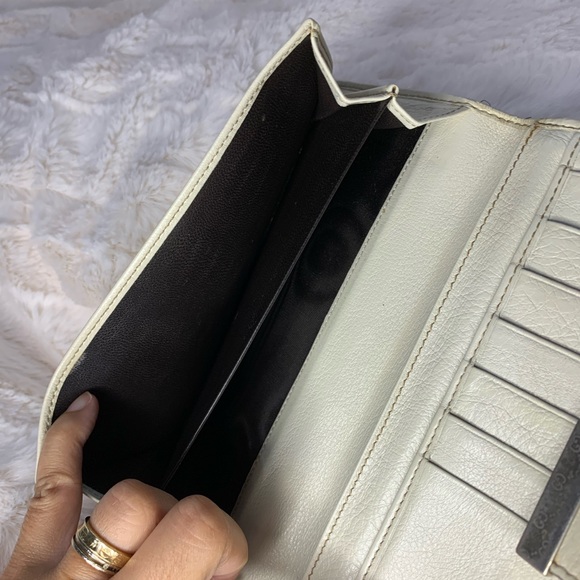 Authentic Gucci Monogram Long Wallet - Picture 11 of 14
